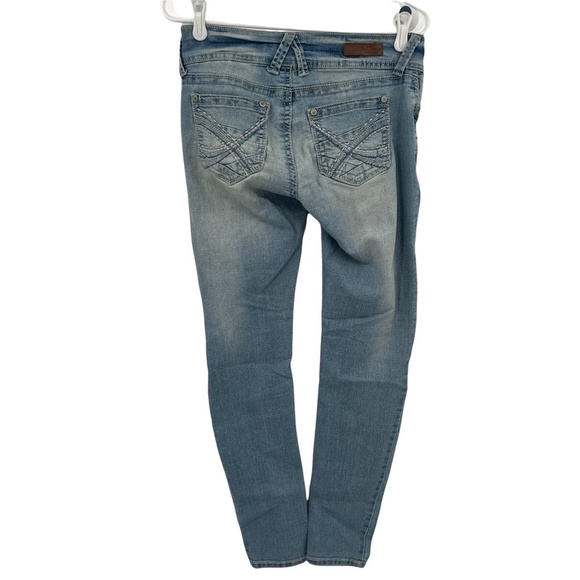 Wallflower Skinny Jeans Size 5 Junior’s - Picture 3 of 5